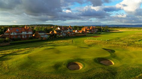Royal Liverpool Golf Club (Hoylake).